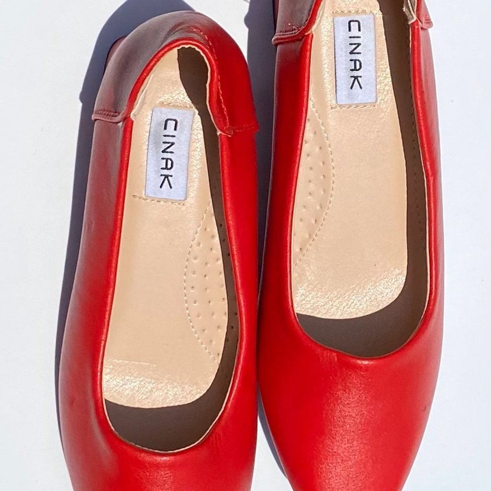 CINAK Women Comfort Flats Soft Comfort Slip-on Classic Dress Shoes 5.5 US